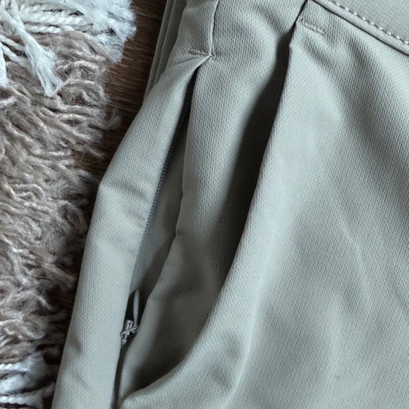 NWOT - Banana Republic Men's Khaki Chinos 34X34 - Picture 7 of 8